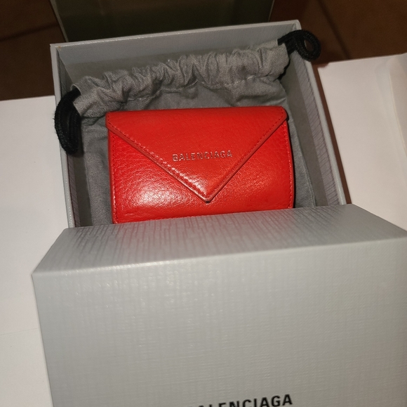 Balenciaga Red Leather wallet includes box and dust bag - Picture 7 of 7